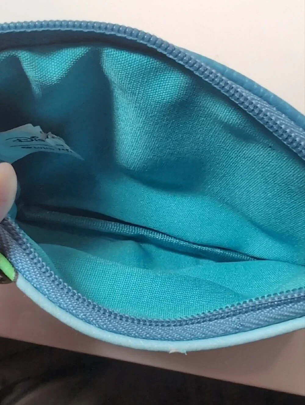 Disney - Loungedly Stitch Wallet, Change Purse, ID Holder With Key Ring